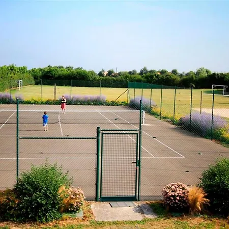 Glamping Vendee * Saint-Julien-des-Landes